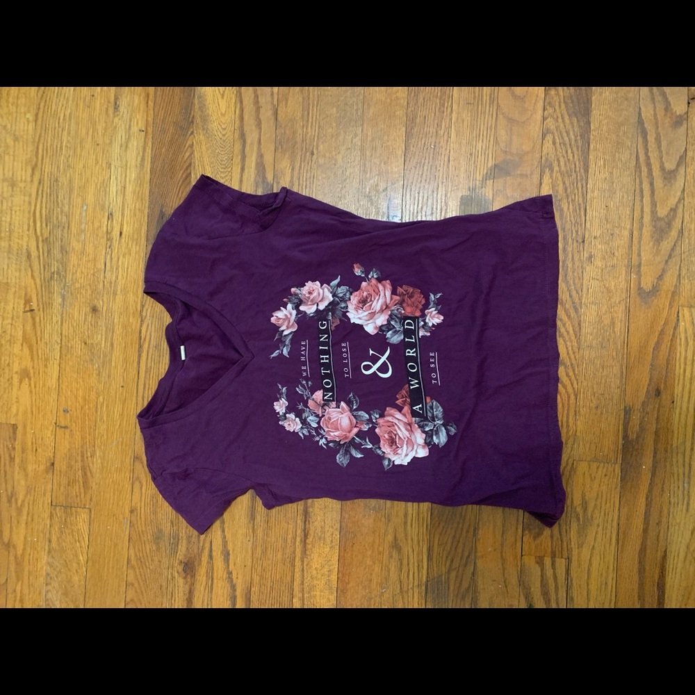 V-neck tee shirt